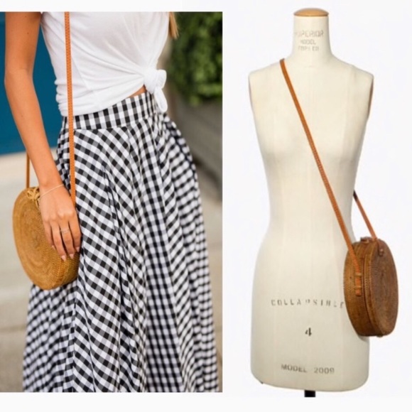 Round Rattan Cross Body Purse - Picture 4 of 9